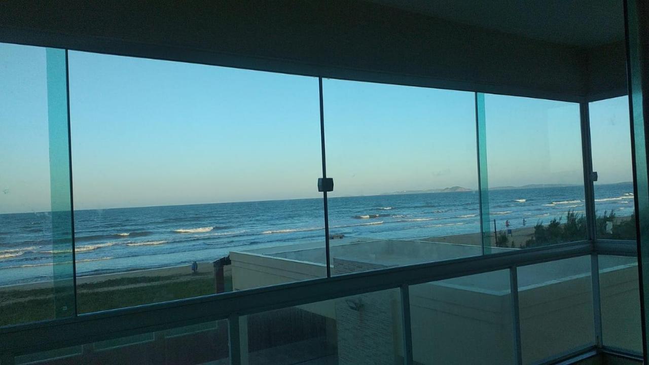 Apartamento Vista Mar - Pe Na Areia กาโบฟรีโอ ภายนอก รูปภาพ